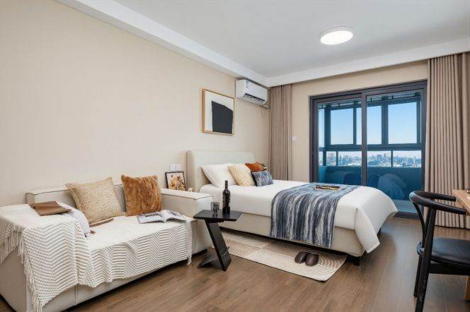 Jing'an modern, well-furnished apt., close to Shanghai Uni. campus for long/ short lease