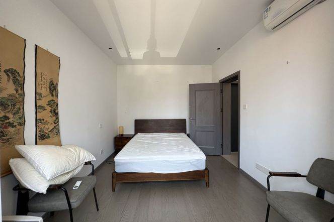 Nice Terrace 2br Apt in Yuyuan Road