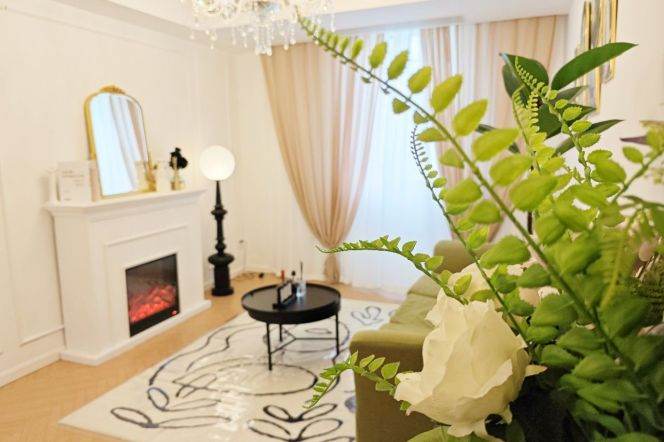11.8k Vintage 2Br with wall heating Nr Jiashan Rd.line9/12