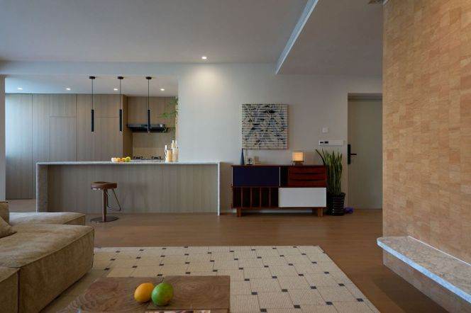 modern big 3brs floor heating huge open kitchen nice river view beside Huang pu river 