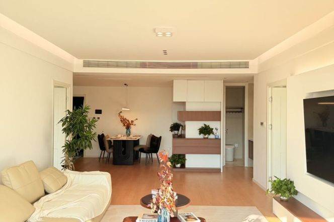 25k Spacious 3Br 2Bathr with Riverview in Brillliant City Nr Zhongtan Rd.line3/4