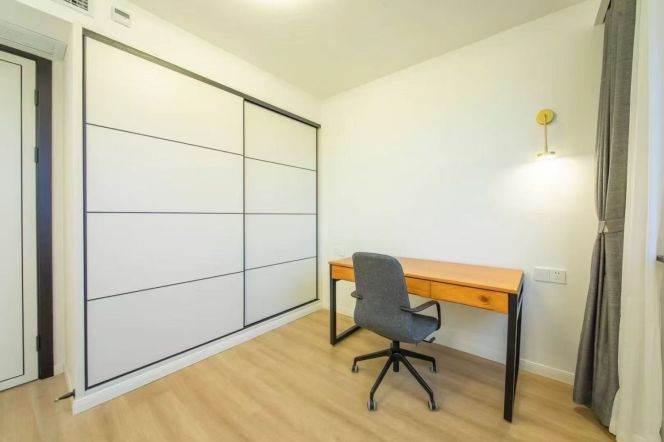 14.5k Nice 2Br with stroage and floor heating Nr Wuding Rd.line14
