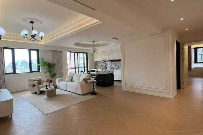 Jing’an temple spacious & charming 4br2bt with 28k