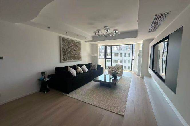 Suzhou Riverfront (top-floor duplex) with terrace + parking space，L 13
