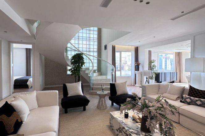 modern big 5brs penhouse with big terrace great view and nice view 52K