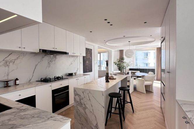 modern big 5brs penhouse with big terrace great view and nice view 52K