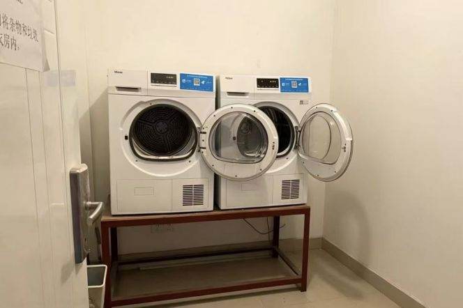 1Studio near line 3&4 and Dong'hua Uni can long and short term lease
