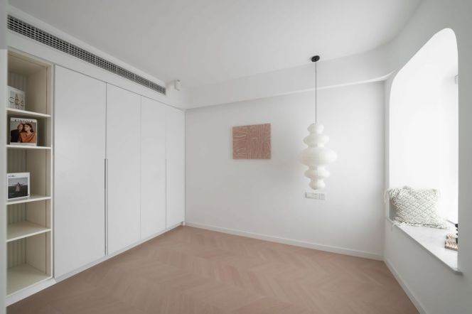 Modern decoration 2brs with floor heating  nearby Xintiandi and Tianzifang 