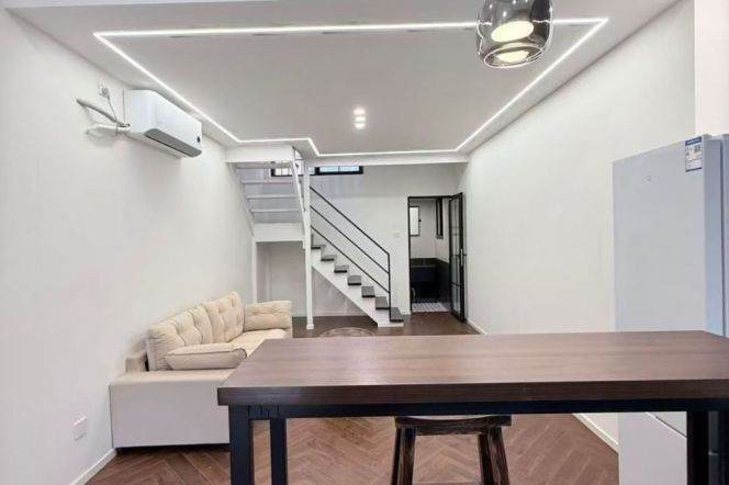 Nice garden 1Br/1Lr/1Bt apt nr South shanxi rd,M1/10/12