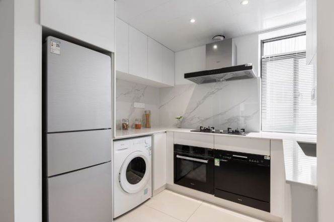 2 Brs with Open Balcony/Floor heating/Dish washer, 110 sqm @ Changping metro L7