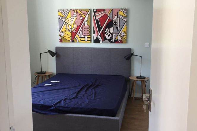 3BR 2BA Old House w/Outdoor Balcony on W.Jianguo Rd