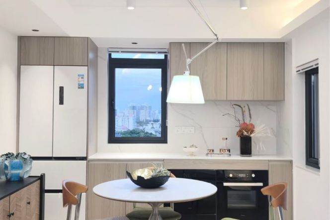 High-rise Modern&Spacious 1Br/2Lr/1Bt@L10/11 Jiaotong University Station 