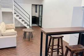  Fresh 1br with public yard Nr south shaanxi road M1/10/12