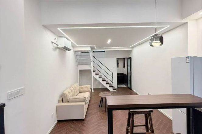 Nice garden 1Br/1Lr/1Bt apt nr South shanxi rd,M1/10/12