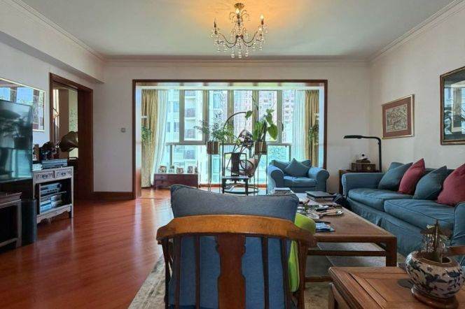 modern decoration duplex 6brs with floor heating and big terrace in central downtown 