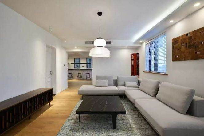 Top floor 3Bedrooms Apt +Terrace+Floor heating+Dishwasher@Jiangsu Rd