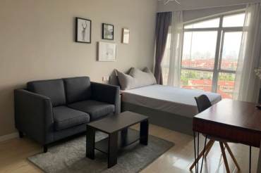 1 Master room near line 1/9/11 Xujiahui can Jiao'tong Uni can long and short lease