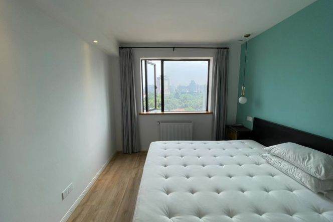 High-ending 2Br w. Balc Changshu Road Station