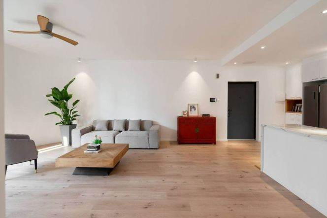 Spacious 2BR APT Wall heating Jiashan Rd 17k