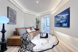 Elevator 2BR, Caoxi North Rd, 3 mins to Metro Line 1/9/11 (Xujiahui)