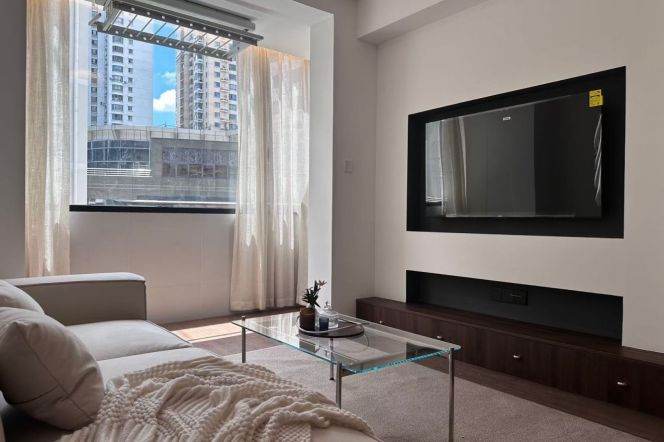 Changshou rd station one bedroom