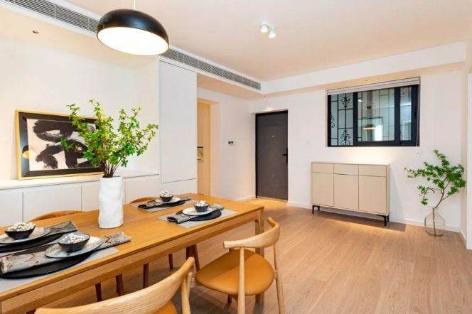 Elevated 2Br w. Central AC/Floor heating 