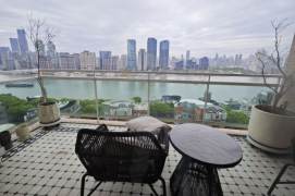 Modern decoration 3brs with floor heating and river view in pudong