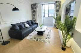 Caoyang rd/modern 1br 2lr/elevator/bright room/central AC@L11/14/3/4