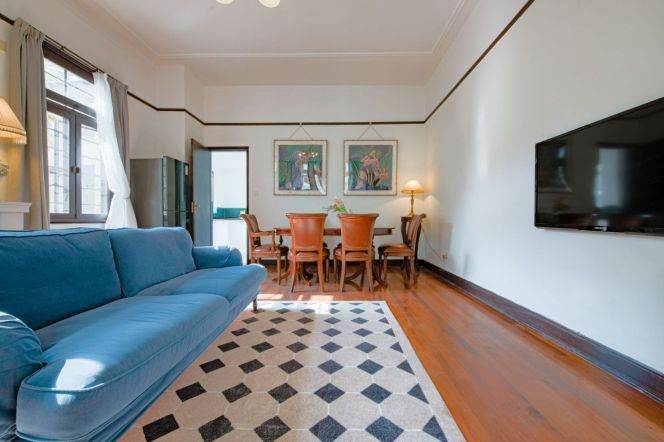 1 Big Br with Open Balcony, Wall heating, Oven, Dish washer @ Hengshan metro L1