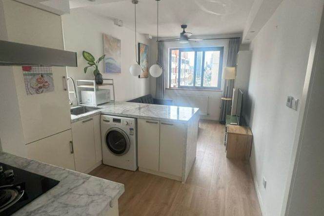 Cozy 1BR w. Balcony&Heating Changshu Road Station