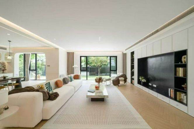 Modern decoration 5brs with floor heating and garden nearby German&French School