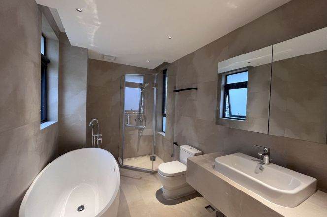 modern duplex 3brs floor heating open balcony near Lujiazui CBD 29.5K