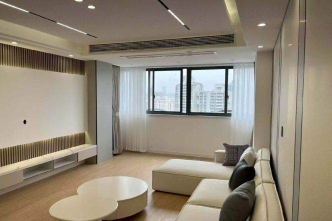 15k Clean 3Br 2Bathr Nr The Suzhou River close to Changshou Rd.line7/13