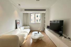 Modern 1Br/2Lr/1Bt Close to L2/3/4 Zhongshan Park Station 