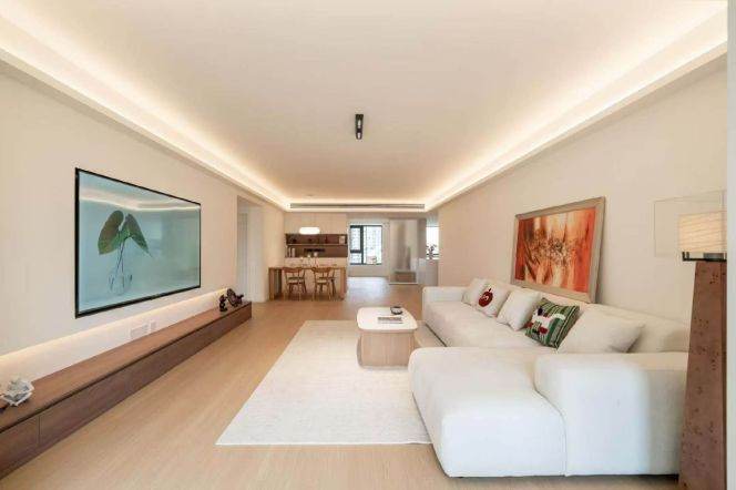 Zhongshan park charming & spacious 3br2bt good compound with 32k