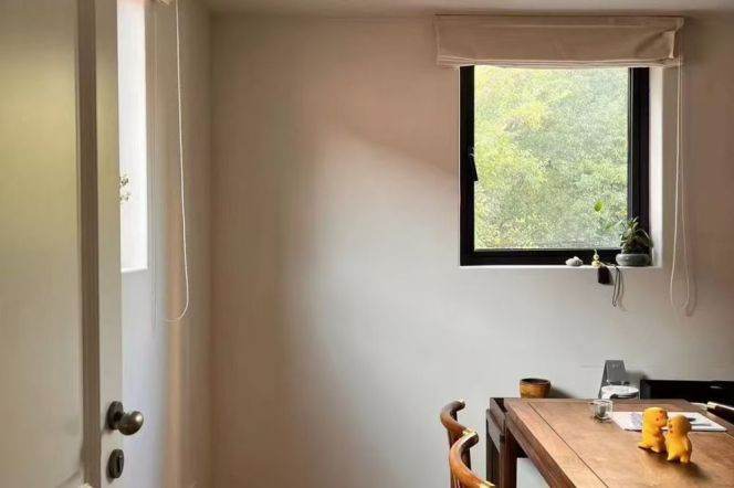 Independent 3 Brs, 2 Baths, Terrace, Floor heating, Oven, 150 sqm @ Jingan temple L2&7