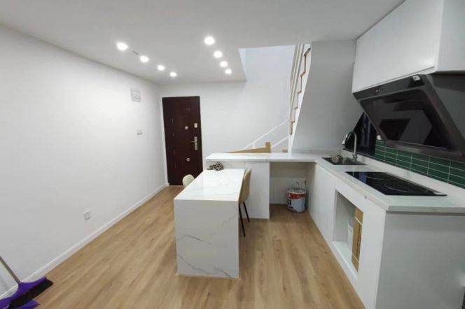 Cozy 1Br 2nd floor Oven @Iapm