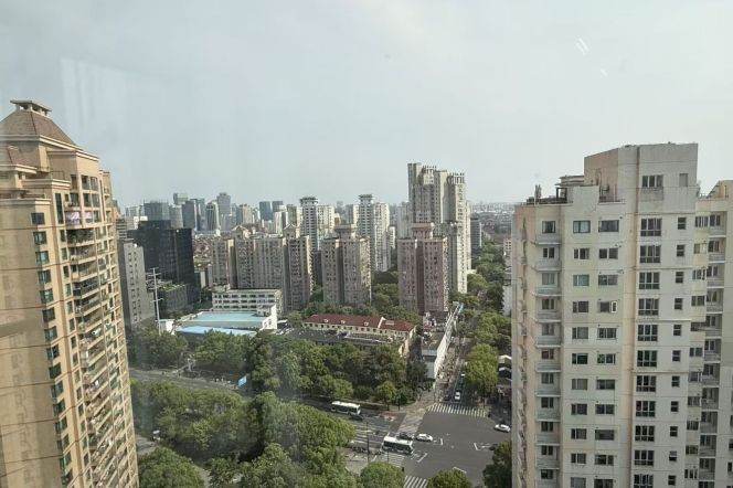 modern 3brs floor heating modern furniture nice view Beside Su zhou river close to line 2 