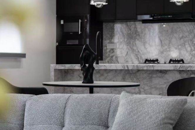 Zhongshan park station spacious 3br2bt good situation with 19.5k