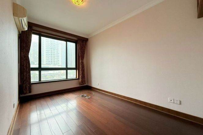 Da’an Garden -3brs 2baths-130sqm -nice environment- with car park-Jing’an 