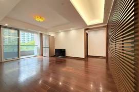 Da’an Garden -3brs 2baths-130sqm -nice environment- with car park-Jing’an 