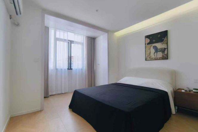 xujiahui Brand new 1BR/living room@L1/4