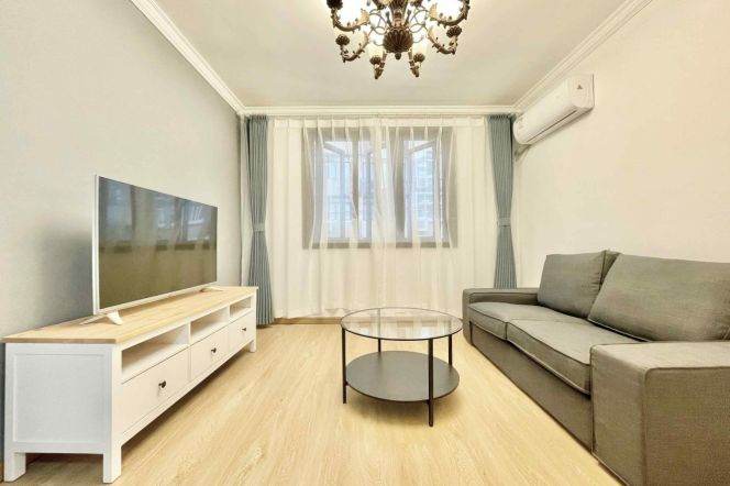 zhongshan park one bedroom