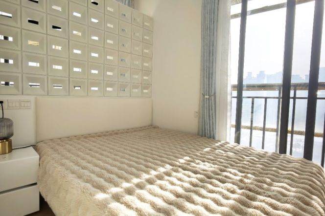 Renovated 1br,with elevator,close to Laowaijie,Longxi staiton,Line 10