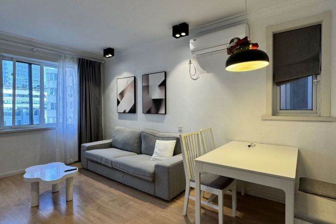 Modern & spacious 1Br 80Sqm | Chang Ping rd metro line7 | elevator+balcony