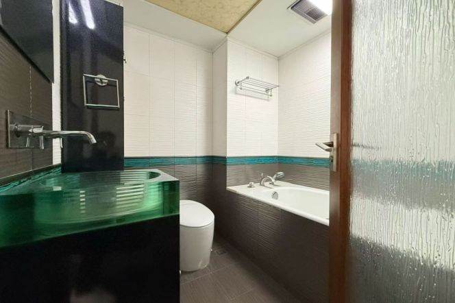 Da’an Garden -3brs 2baths-130sqm -nice environment- with car park-Jing’an 