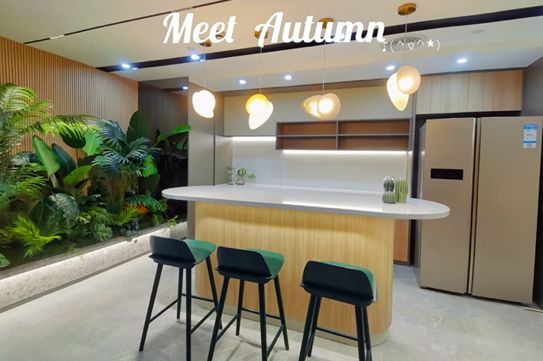 240sqm furnished office W Nanjing Rd