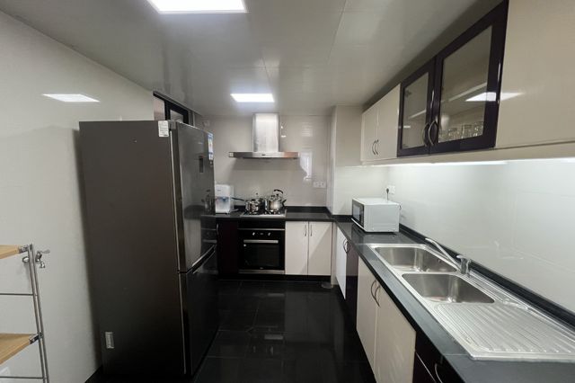  Premium 160sqm 3BR with Balcony & Resort Amenities — From 24,900 RMB