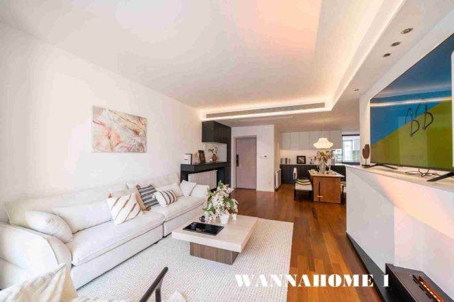 Green Compound+Bright&Spacious  3Bdrs 2Baths Apt+L2/3/4 Zhong Shan Park+Large  Balcony