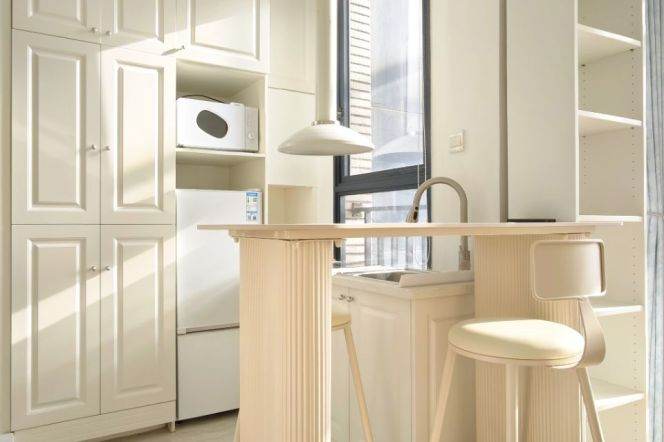 Renovated 1br,with elevator,close to Laowaijie,Longxi staiton,Line 10